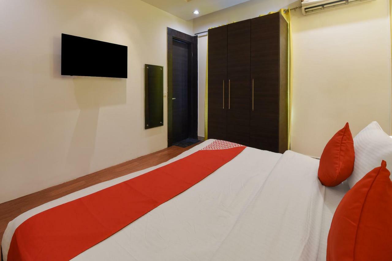 Hotel Oyo Flagship 387 Moulsari Avenue Gurgaon Exterior foto